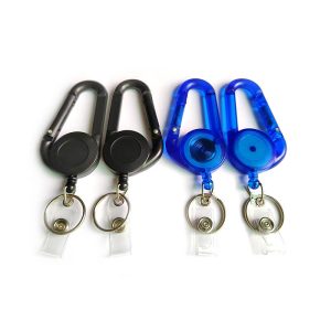 Carabiner badge reel